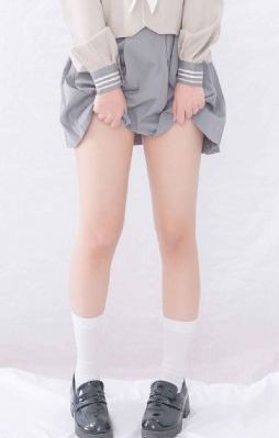 欧美人妖免费一区_1080电影在线观看