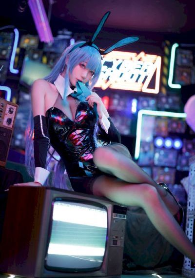 欧美精品天天谢夜夜谢_HD高清视频观看