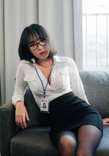 亚洲欧美小说区图片区_有字幕完整版