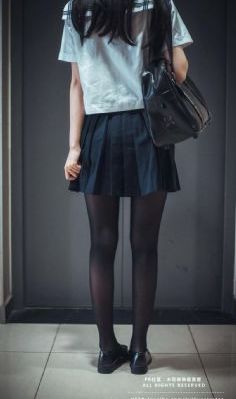 男人激烈吮乳吃奶视频免费a片_国产剧免费播放